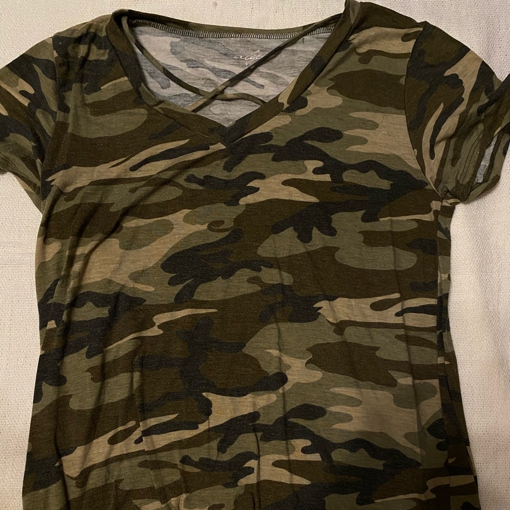 francesca’s camo tee